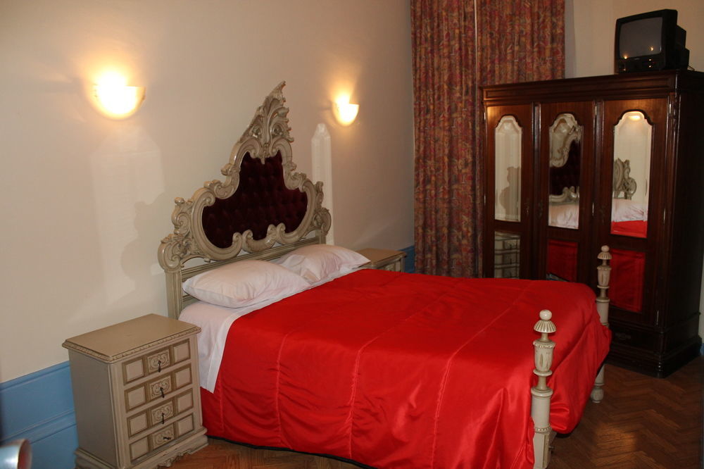 Guest House Henrique VIII Porto Kültér fotó
